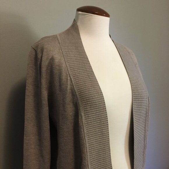 NWOT Active USA Beige Knit Long Sleeve Ribbed Banded Cardigan - Picture 7 of 16